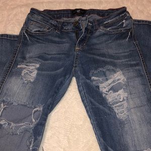 CELLO RIPPED JEANS SIZE 1
